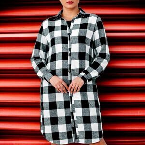 De'rotchild Longsleeve Black & White Long Plaid Button Up Shirt